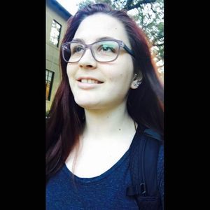 Meet your Posher, Tabitha